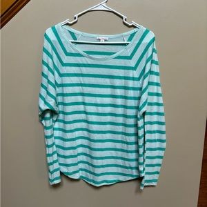 GAP women’s top
